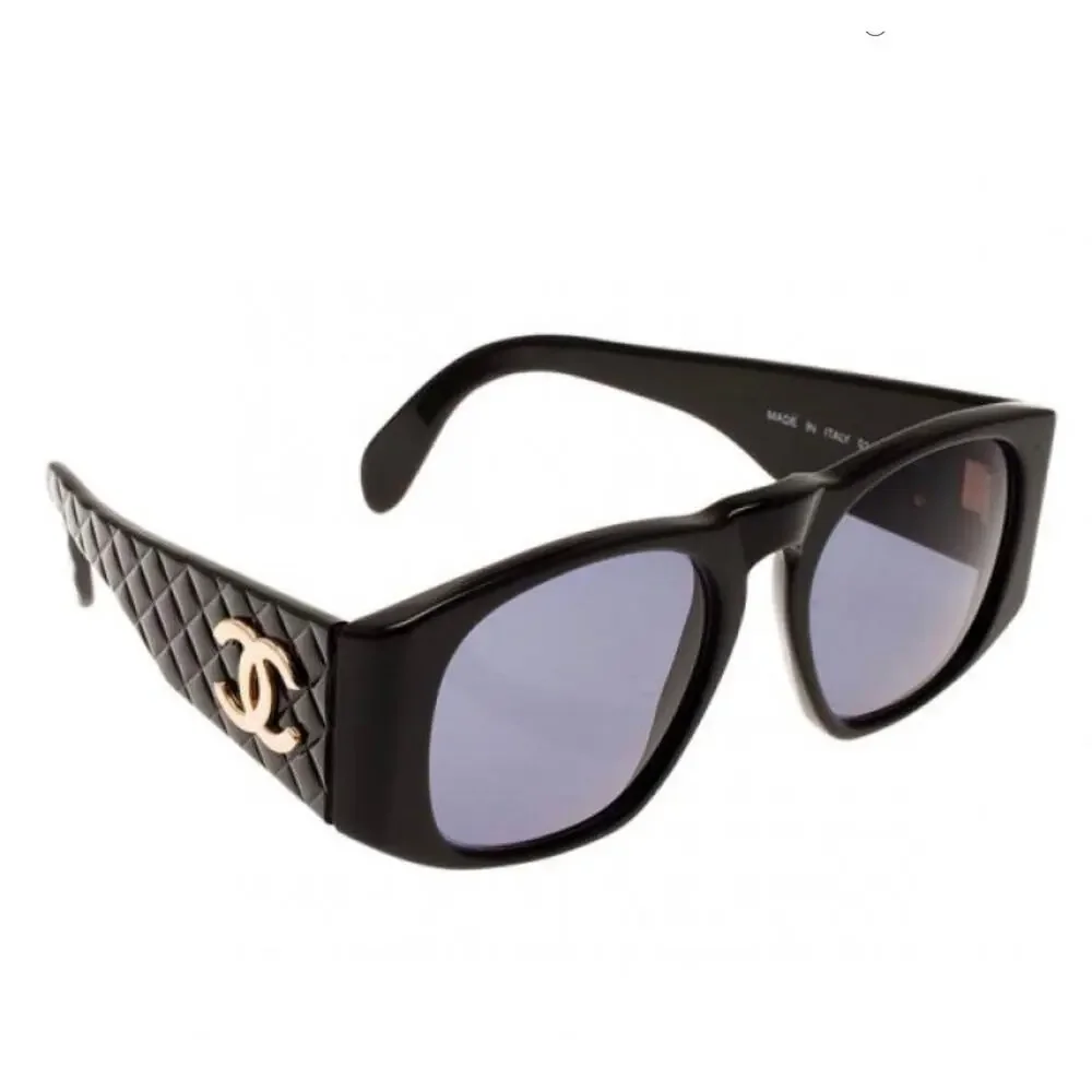 Auth CHANEL Black Vintage CC Sunglasses +Case